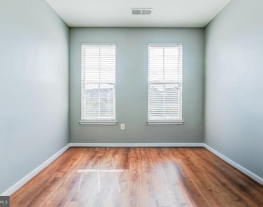 5408 Hartfield Avenue - Photo Thumbnail 23