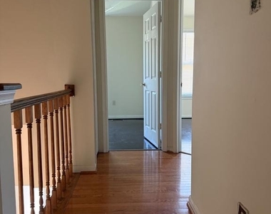 16424 Pleasant Hill Court - Photo Thumbnail 14