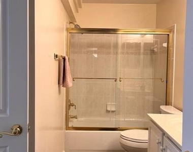 13504 Gum Spring Drive - Photo Thumbnail 10
