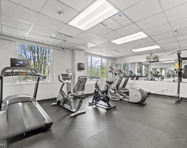 11801 Rockville Pike - Photo Thumbnail 18