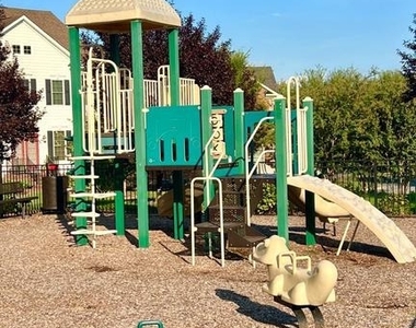 342 White Ash Place - Photo Thumbnail 24