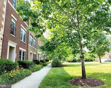 342 White Ash Place - Photo Thumbnail 1