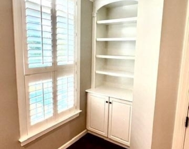 342 White Ash Place - Photo Thumbnail 12