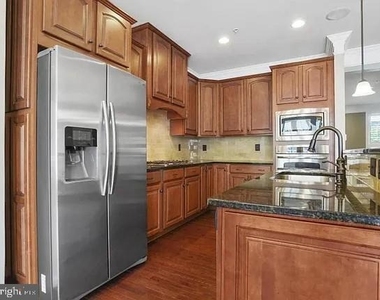 342 White Ash Place - Photo Thumbnail 5