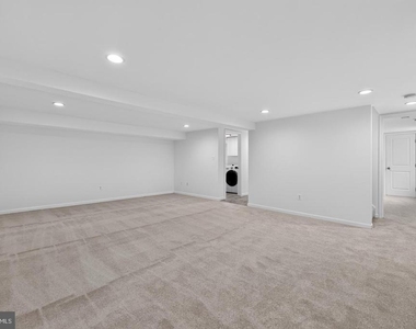 19510 Fisher Avenue - Photo Thumbnail 28