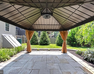 19510 Fisher Avenue - Photo Thumbnail 30