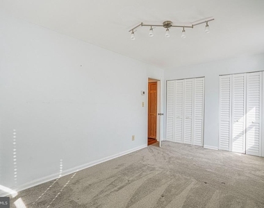95 E Wayne Avenue - Photo Thumbnail 11