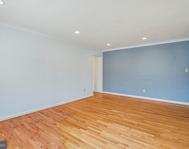 95 E Wayne Avenue - Photo Thumbnail 4