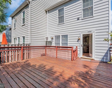 9354 Sombersby Court - Photo Thumbnail 23