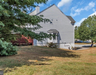 9354 Sombersby Court - Photo Thumbnail 25
