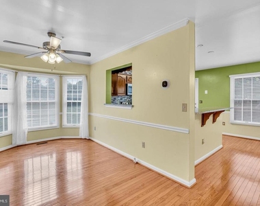 9354 Sombersby Court - Photo Thumbnail 3