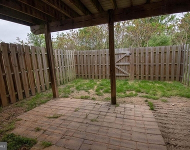 5620 Queen Anne Court - Photo Thumbnail 23