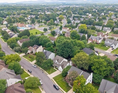7014 Allington Manor Circle E - Photo Thumbnail 62