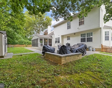 7014 Allington Manor Circle E - Photo Thumbnail 32