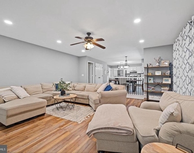 7014 Allington Manor Circle E - Photo Thumbnail 45