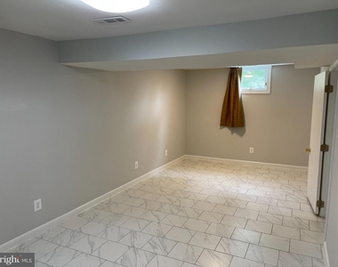 271 Crandell Road - Photo Thumbnail 25