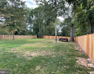 271 Crandell Road - Photo Thumbnail 17
