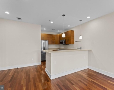 440 Rhode Island Avenue Nw - Photo Thumbnail 5