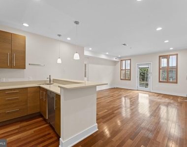 440 Rhode Island Avenue Nw - Photo Thumbnail 4
