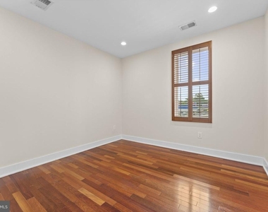 440 Rhode Island Avenue Nw - Photo Thumbnail 19
