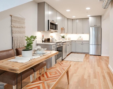 3925 Georgia Avenue Nw - Photo Thumbnail 2