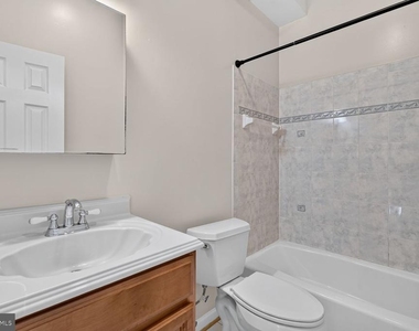 541 Florida Avenue Nw - Photo Thumbnail 3