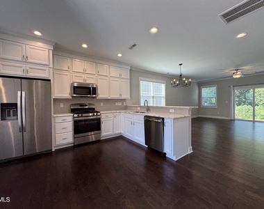 317 Old Grove Lane - Photo Thumbnail 9