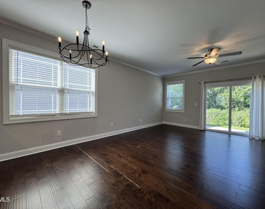317 Old Grove Lane - Photo Thumbnail 2