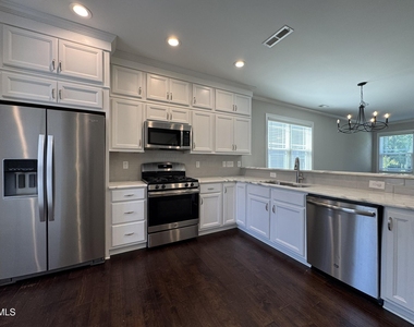 317 Old Grove Lane - Photo Thumbnail 6