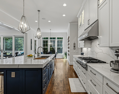 7628 Ballard Hill Lane - Photo Thumbnail 8