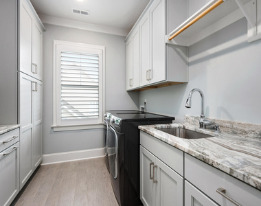 7628 Ballard Hill Lane - Photo Thumbnail 28