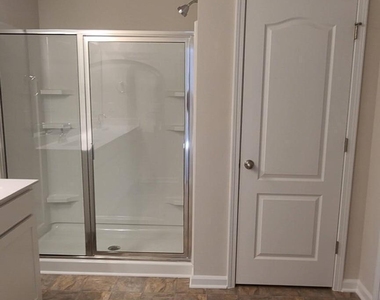 3204 Lake Barkley Way - Photo Thumbnail 12