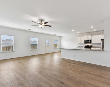 235 Surrey Oaks - Photo Thumbnail 2