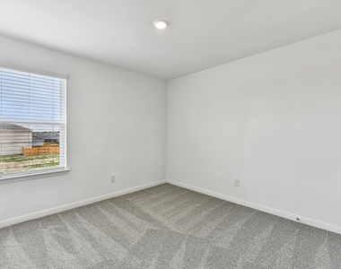 235 Surrey Oaks - Photo Thumbnail 19