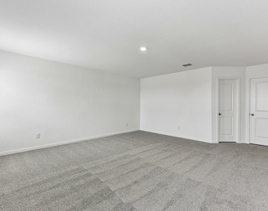 235 Surrey Oaks - Photo Thumbnail 13
