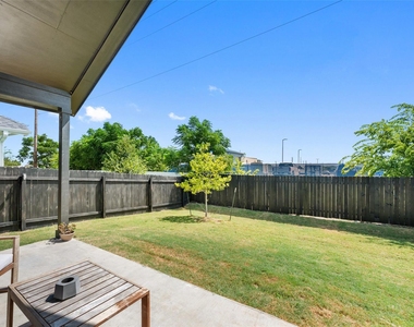 2309 Western View Dr - Photo Thumbnail 27
