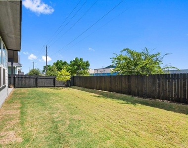 2309 Western View Dr - Photo Thumbnail 26