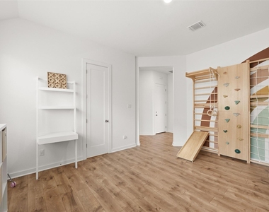 2309 Western View Dr - Photo Thumbnail 23