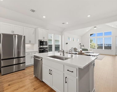 2309 Western View Dr - Photo Thumbnail 11