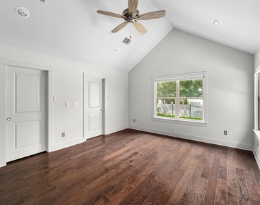 2802 Warren St - Photo Thumbnail 11