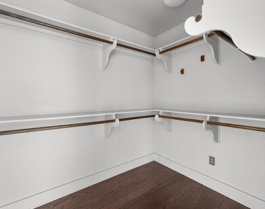 2802 Warren St - Photo Thumbnail 16
