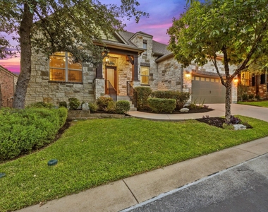 9550 Savannah Ridge Dr - Photo Thumbnail 4