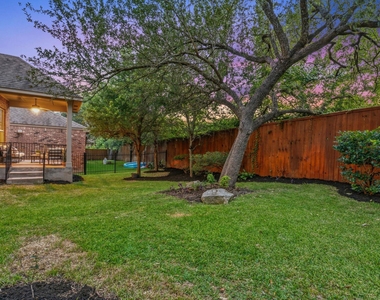 9550 Savannah Ridge Dr - Photo Thumbnail 37