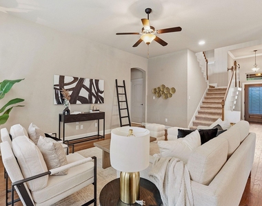 9550 Savannah Ridge Dr - Photo Thumbnail 11