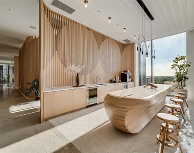 44 East Ave - Photo Thumbnail 24