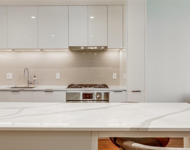 44 East Ave - Photo Thumbnail 1