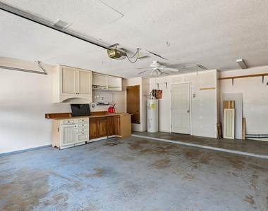 1105 N Riviera Cir - Photo Thumbnail 22
