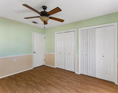 1105 N Riviera Cir - Photo Thumbnail 20
