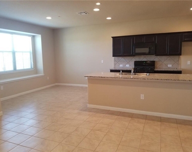 2880 Donnell Dr - Photo Thumbnail 4
