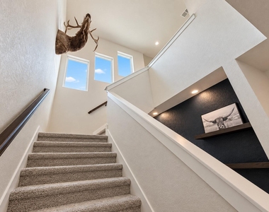 3735 Canby Oak Blf - Photo Thumbnail 12